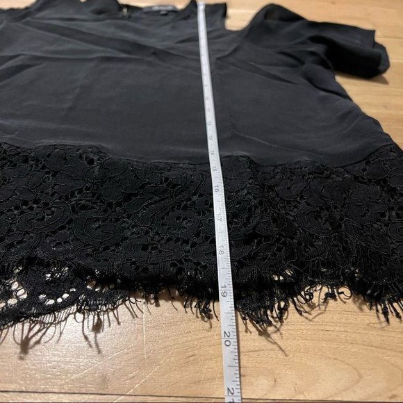 Madewell 100% silk cold shoulder top with lace trim - Picture 8 of 8